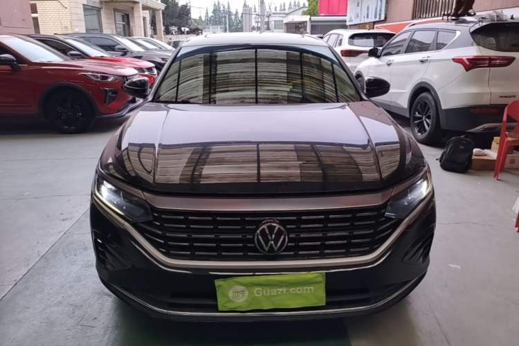 Volkswagen Passat 2022 — 2