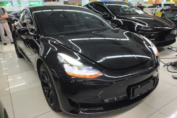 Tesla Model 3 2022 — 3