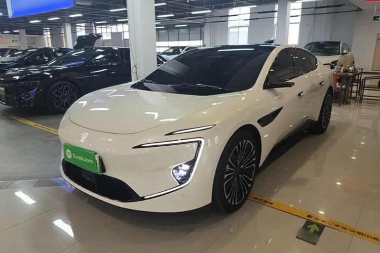 Avatr 12 2025 — фото 1