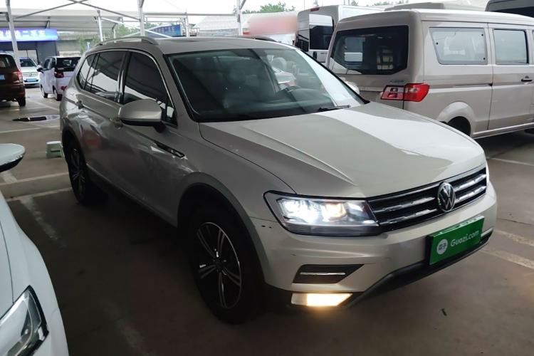 Volkswagen Tiguan L 2021 — фото 3