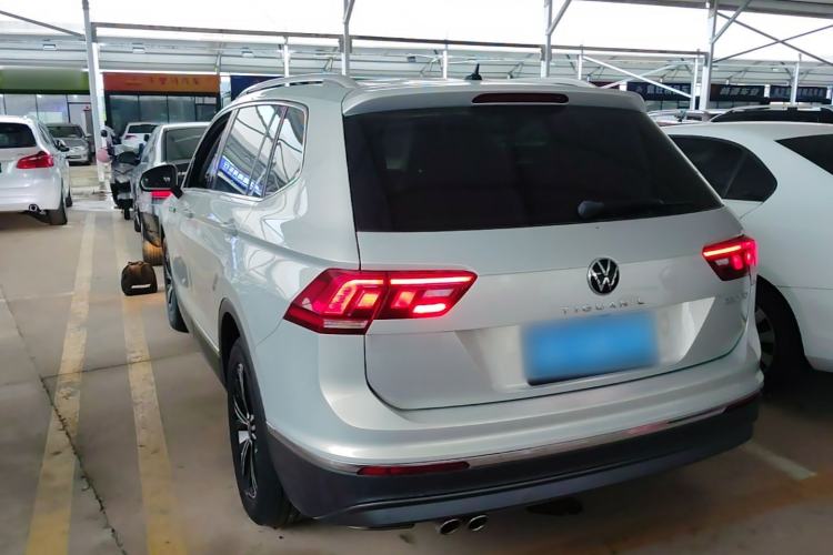 Volkswagen Tiguan L 2021 — фото 4