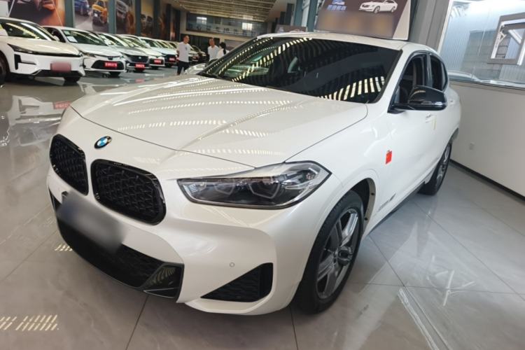 BMW X2 2023 — фото 1