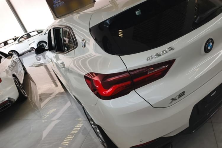 BMW X2 2023 — фото 4