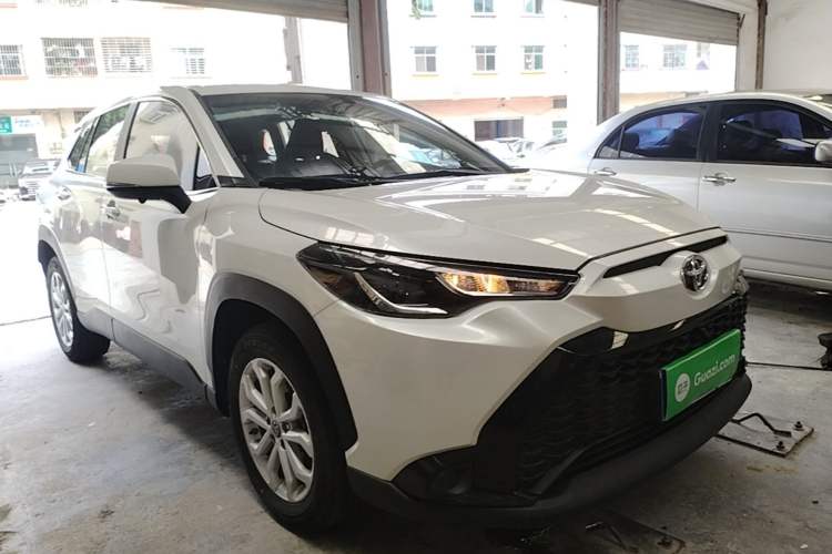 Toyota Frontlander 2023 — 3