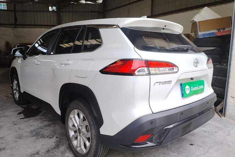Toyota Frontlander 2023 — 4