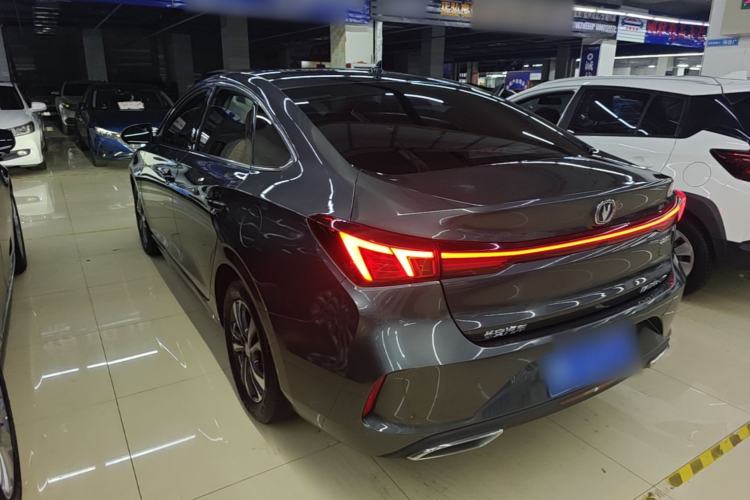 ChangAn Eado 2022 — 4