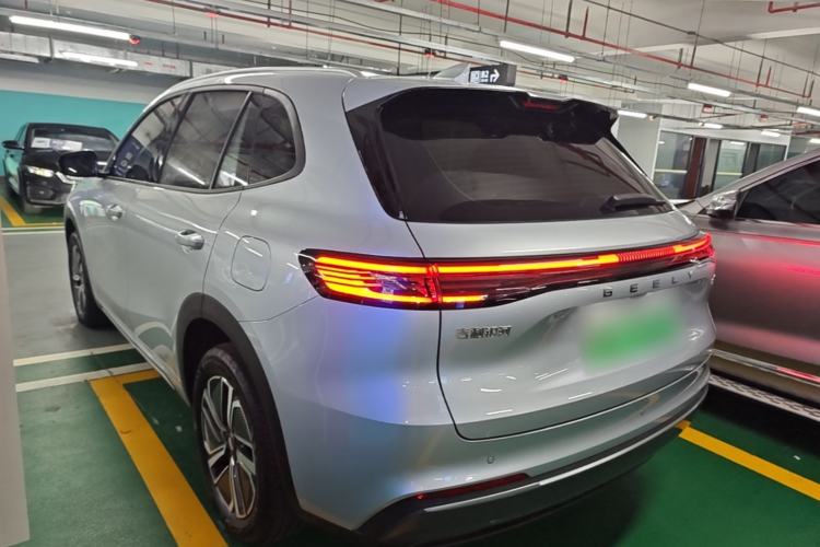 Geely Xingjian 7 2025 — 4
