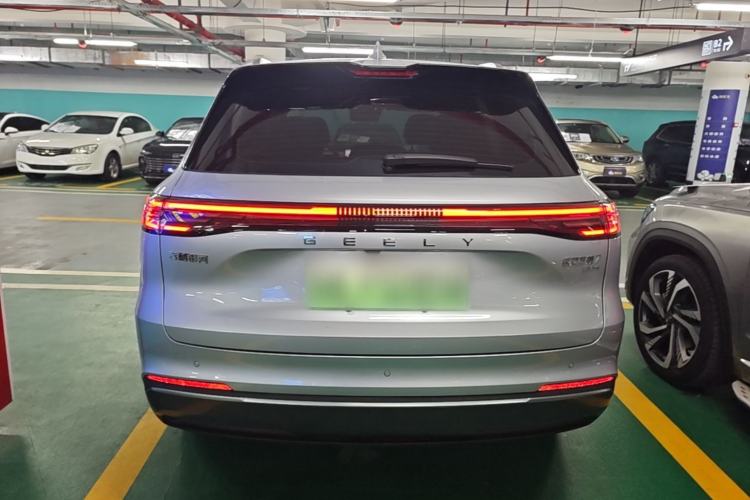 Geely Xingjian 7 2025 — 5
