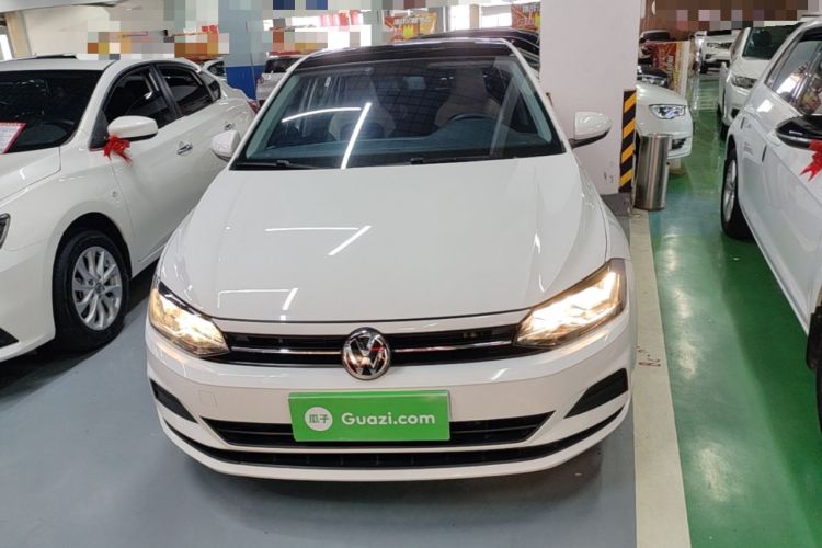 Volkswagen Polo 2019 — 2