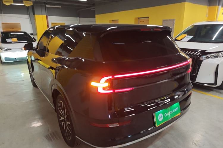 ChangAn NEVO Q07 2025 — 4