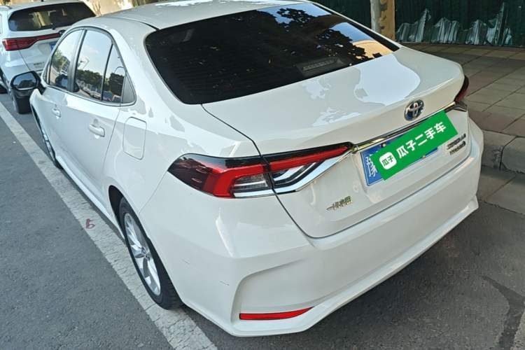 Toyota Corolla 2021 — 4