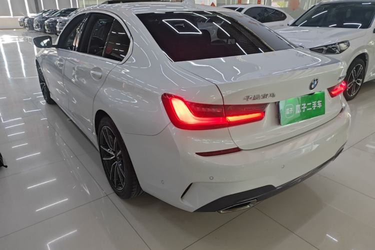 BMW 325Li 2020 — 4