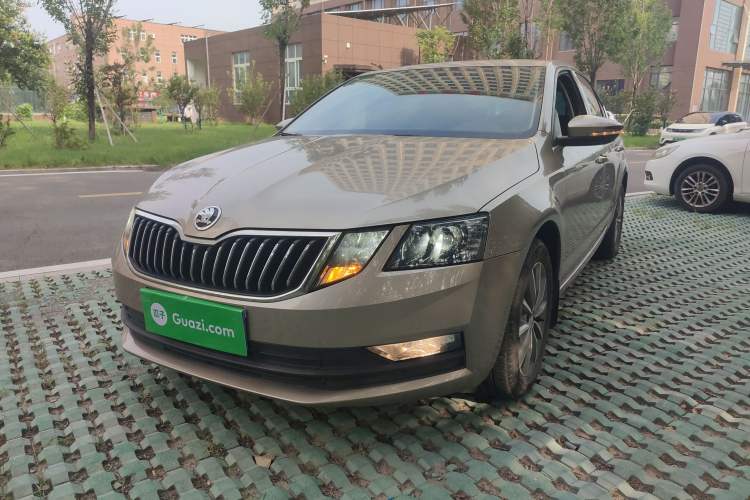 Skoda octavia 2022 — фото 1