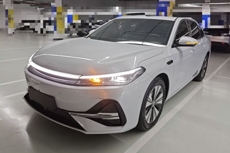 Geely Galaxy A7 2025 — фото 1
