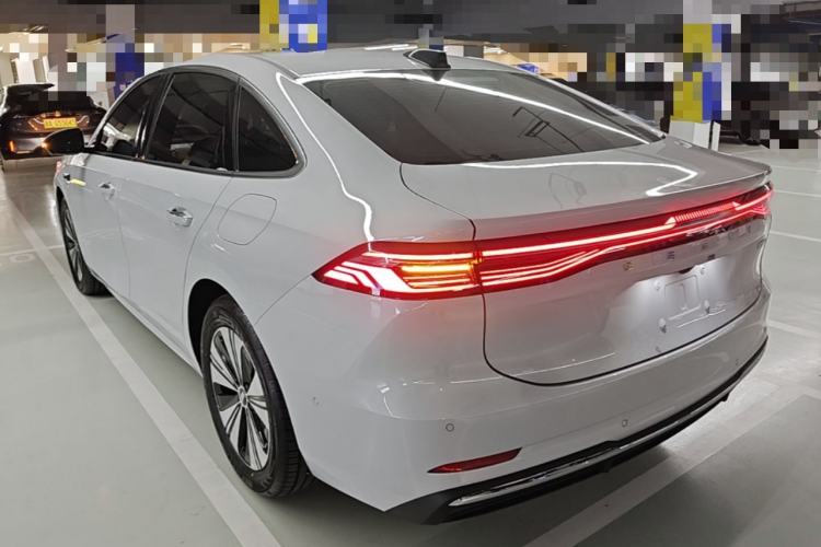 Geely Galaxy A7 2025 — фото 4