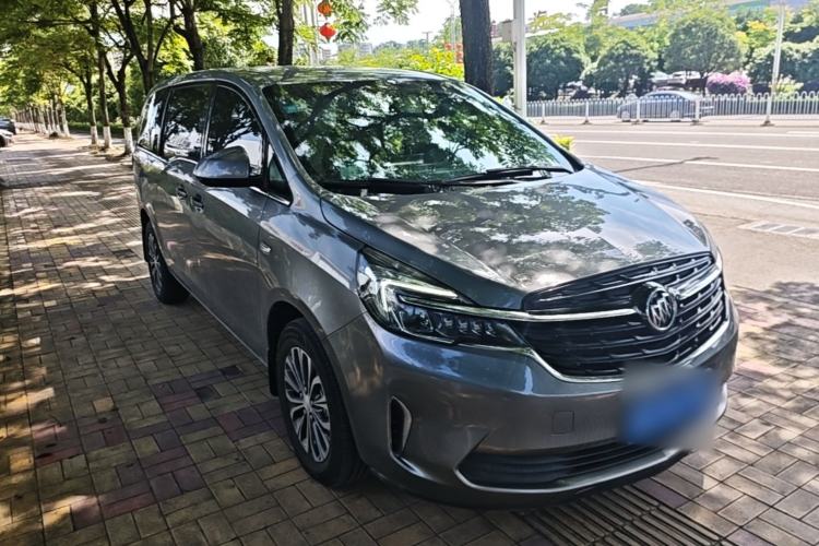 Buick GL8 2021 — 3