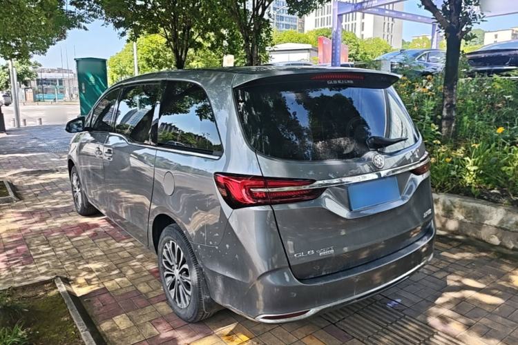 Buick GL8 2021 — 4