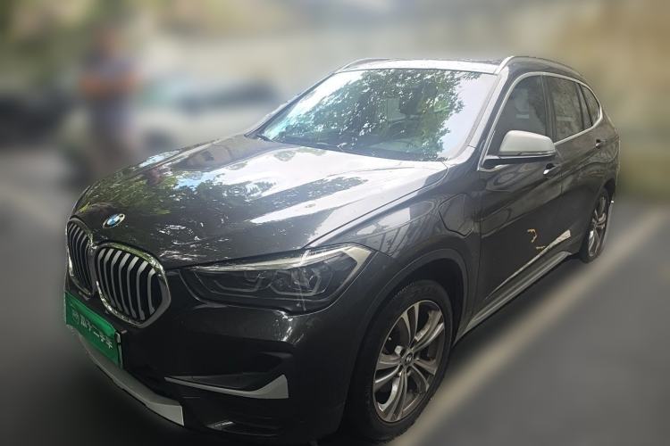 BMW X1 2021 — фото 1