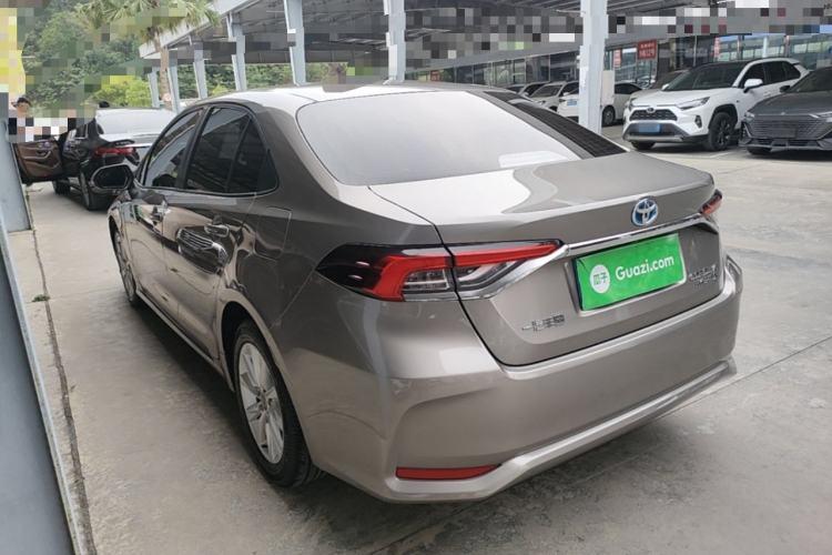 Toyota Corolla 2023 — 4