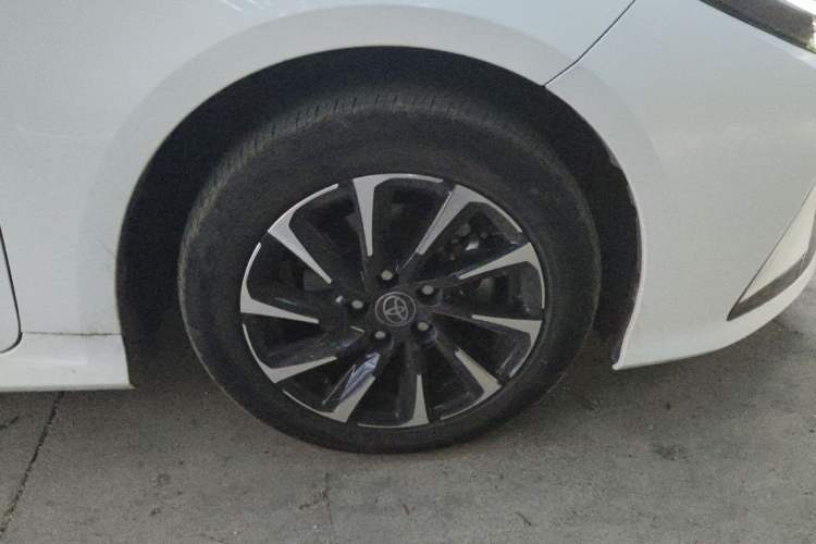 Toyota Corolla 2026 — 5