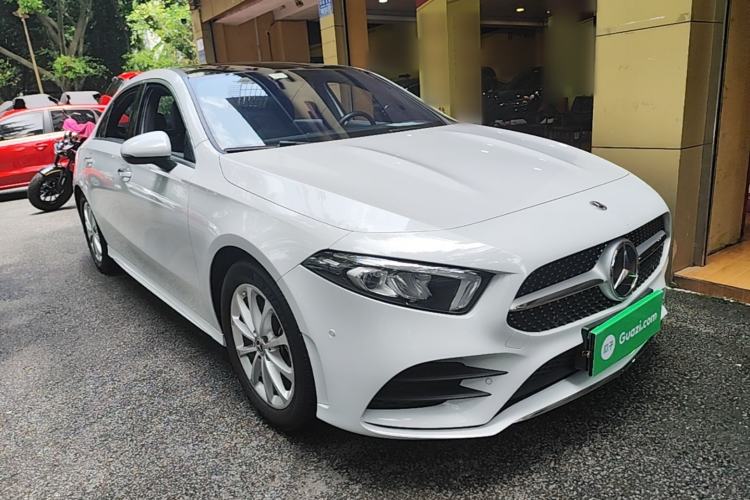 Mercedes-Benz A 200 L 2021 — 3
