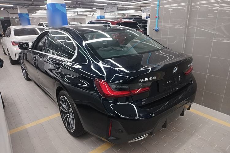 BMW 325Li 2024 — 4