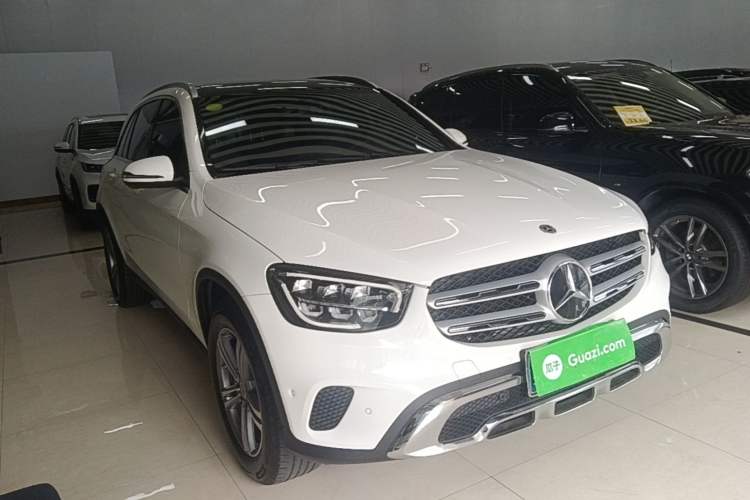 Mercedes-Benz GLC 260 L 2021 — фото 3