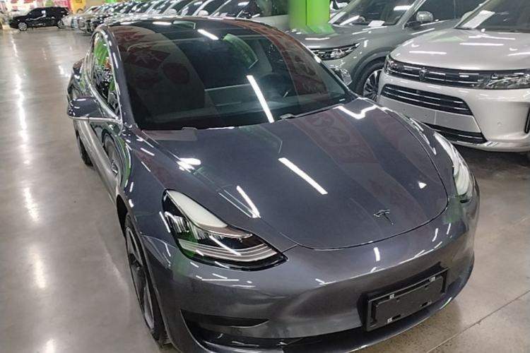 Tesla Model 3 2019 — 3