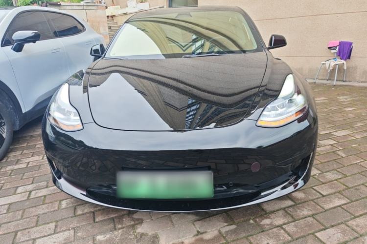 Tesla Model 3 2022 — 2
