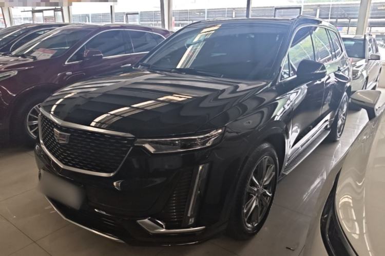 Cadillac XT6 2022 — фото 1