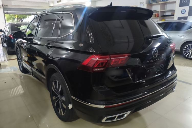 Volkswagen Tiguan L 2023 — 4