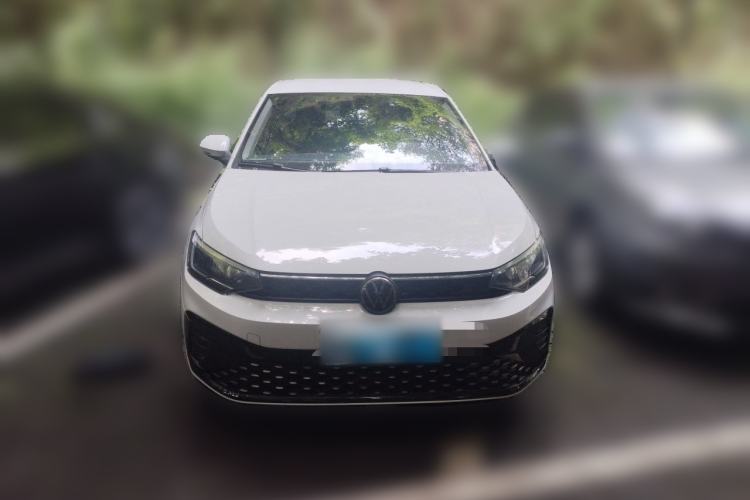 Volkswagen Lavida 2023 — 2