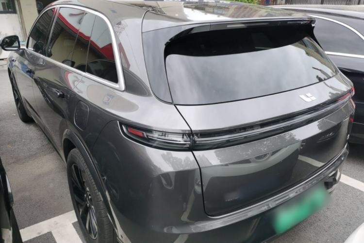Li Auto L7 2023 — 4