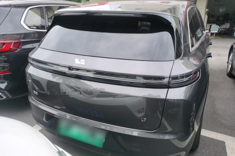 Li Auto L7 2023 — 5