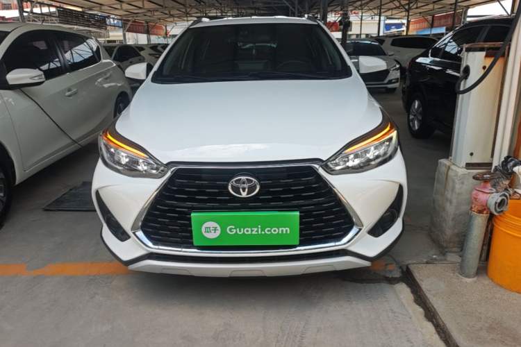 Toyota Yaris 2021 — 2