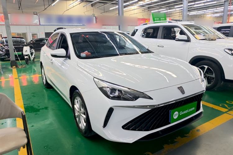 Roewe i5 2023 — 3