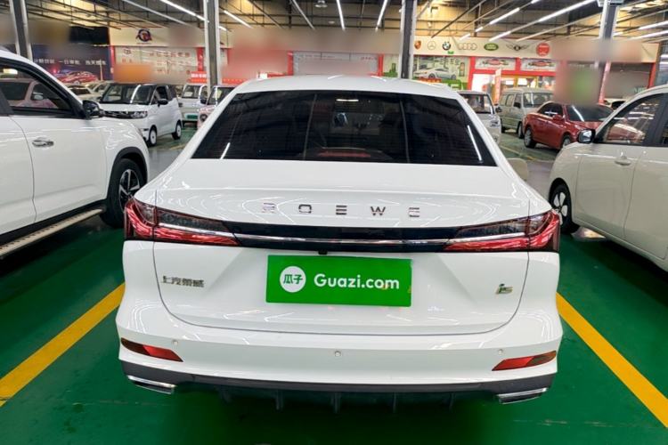 Roewe i5 2023 — 5