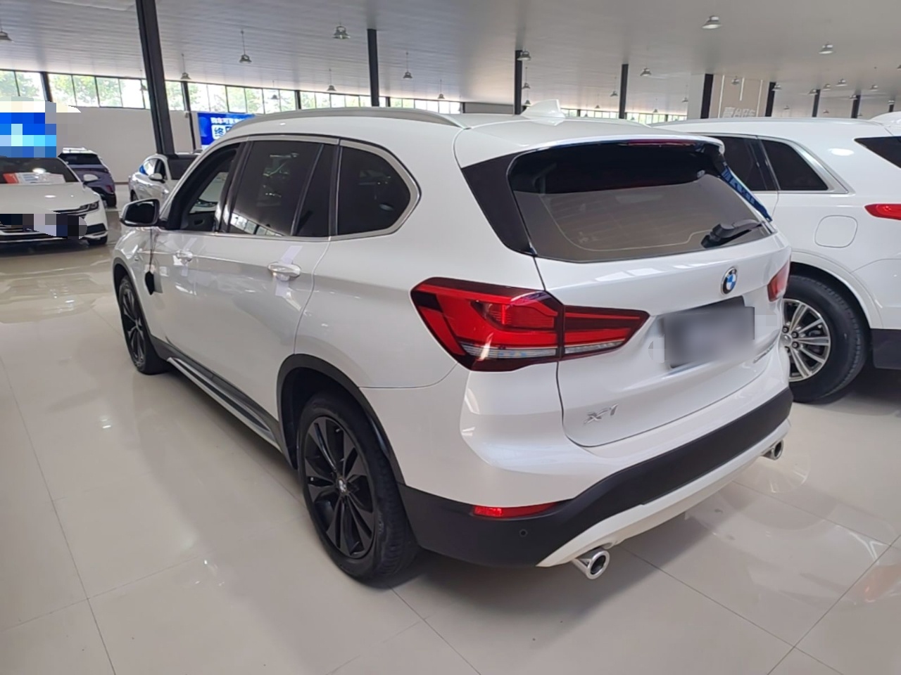 BMW X1 2021 — фото 4