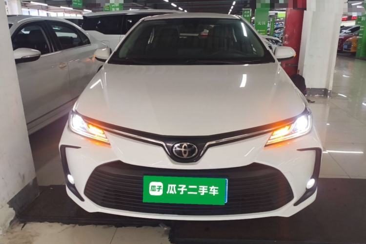 Toyota Corolla 2022 — фото 2