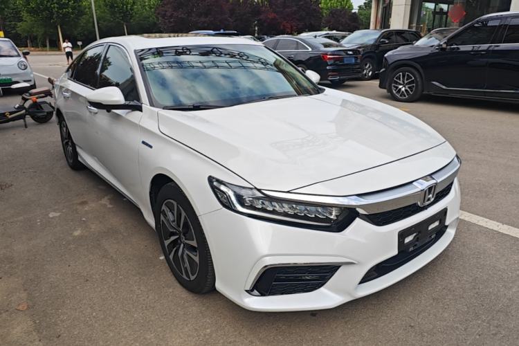 Honda Inspire 2019 — 3