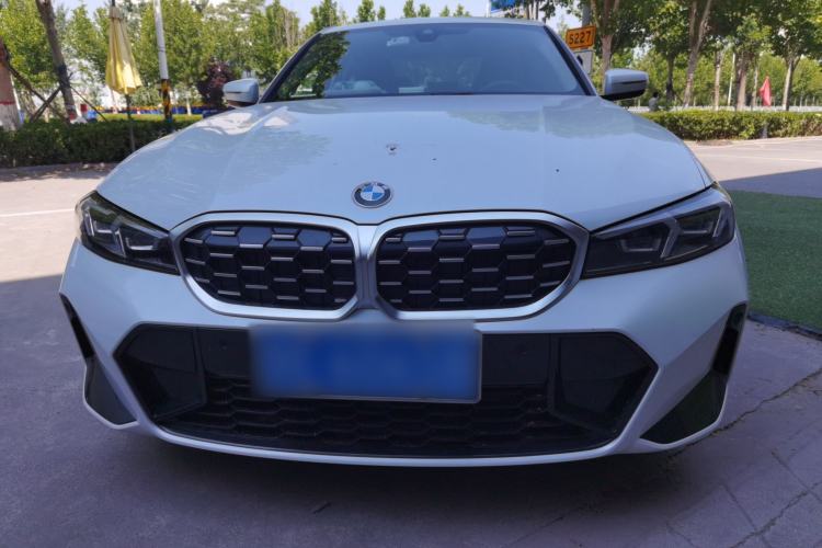 BMW 325i 2024 — 3