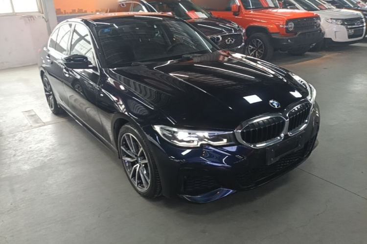 BMW 325i 2020 — 3