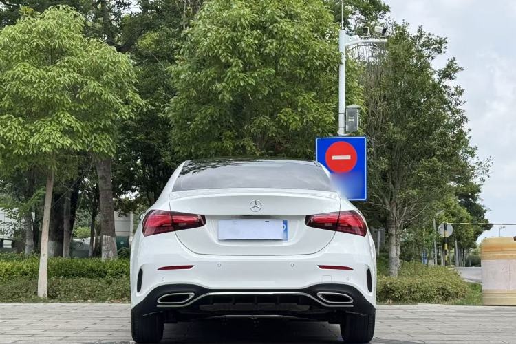 Mercedes-Benz A 200 L 2023 — фото 5