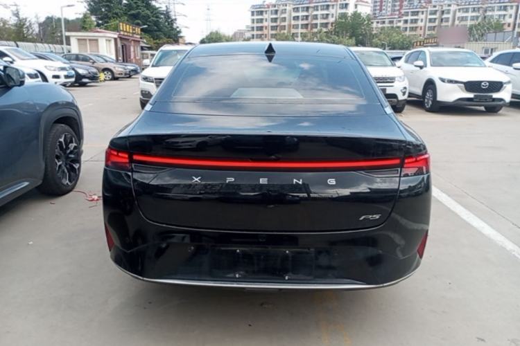 XPeng P5 2021 — 5