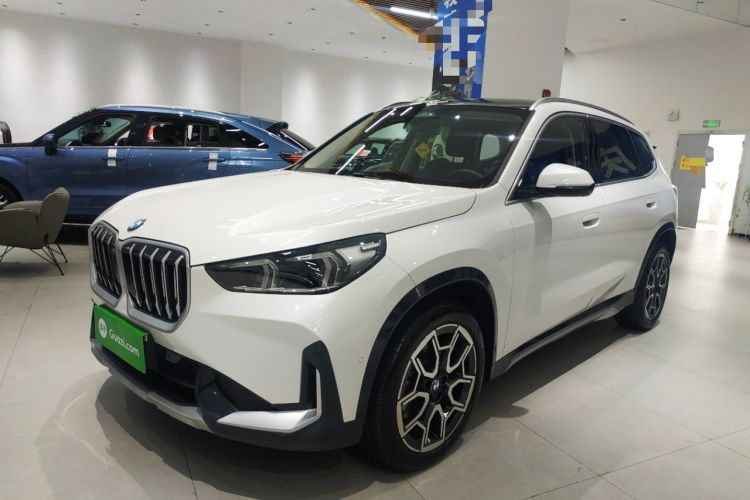 BMW X1 2024 — фото 1