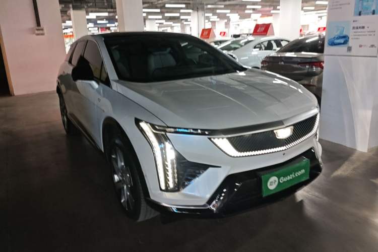 Cadillac OPTIQ 2024 — 3