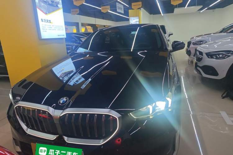BMW 530Li 2024 — 2