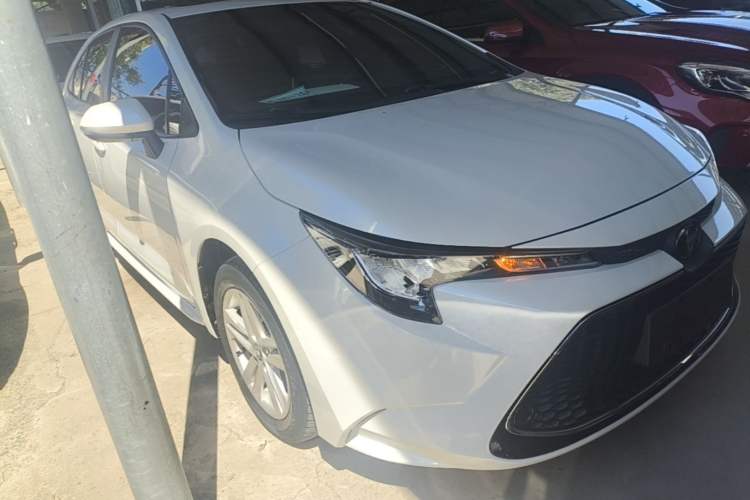 Toyota Corolla 2021 — 3