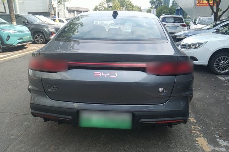 BYD Qin L 2025 — 5