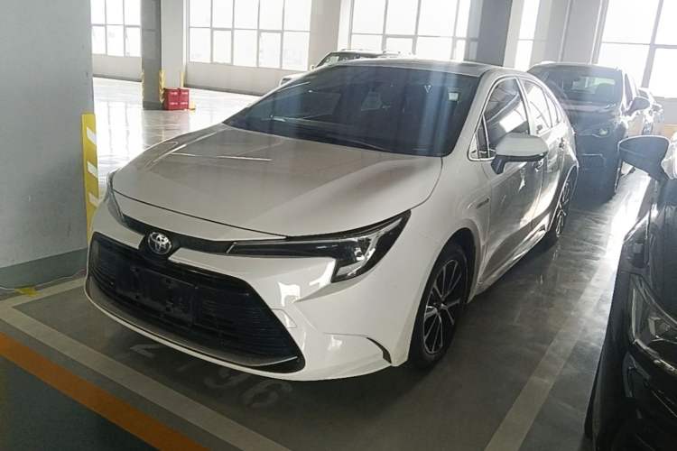 Toyota Levin 2023 — фото 1